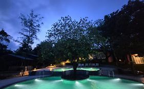 Citrus Prime Hill Queen Resort